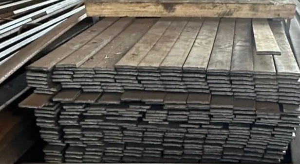 Полоса стальная в Клину