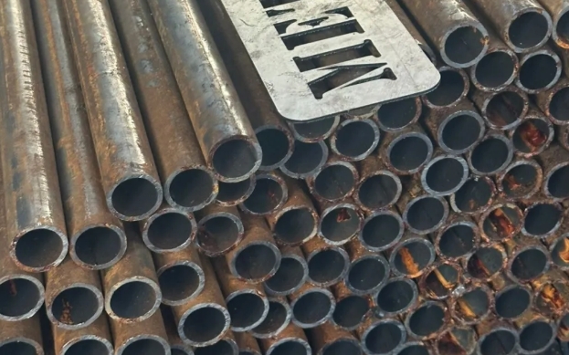 Труба стальная в Звенигороде